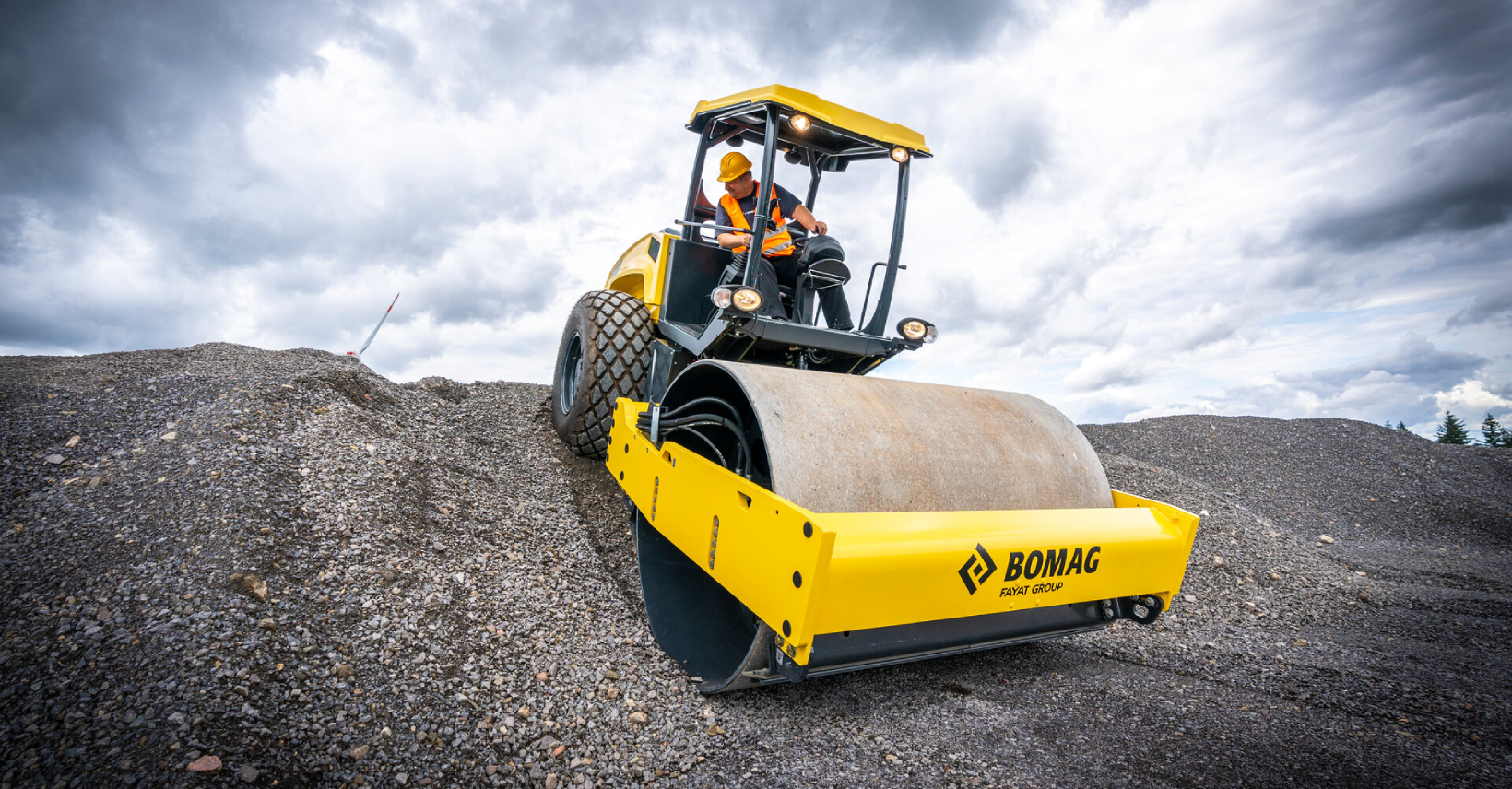 bomag compactage compacteur rouleau compresseur cylindre enrobé tp concession concessionnaire travaux publics cmg cmgtp bourgogne nievre 58 nevers yonne 89 auxerre centre cher 18 bourges auvergne occitanie